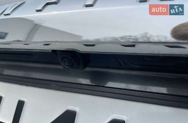 Внедорожник / Кроссовер Infiniti QX60 2017 в 