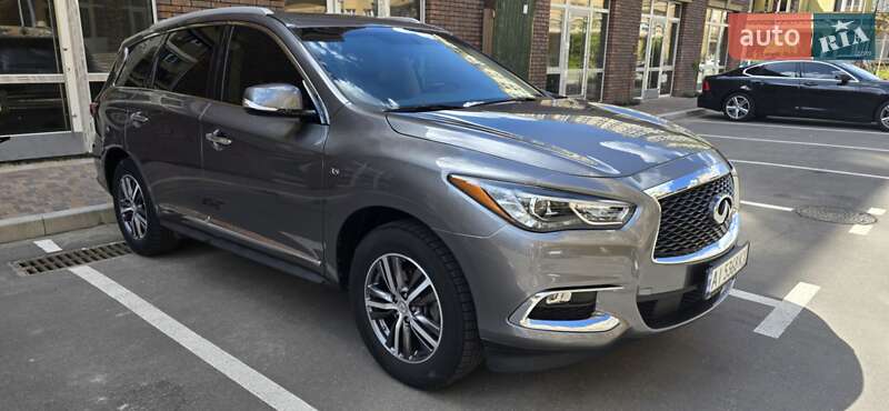 Внедорожник / Кроссовер Infiniti QX60 2017 в Киеве