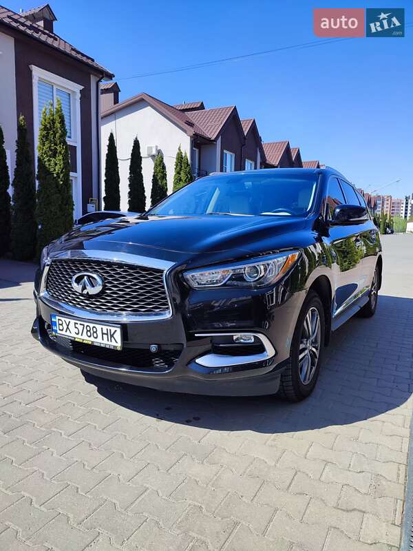Внедорожник / Кроссовер Infiniti QX60 2016 в Хмельницком