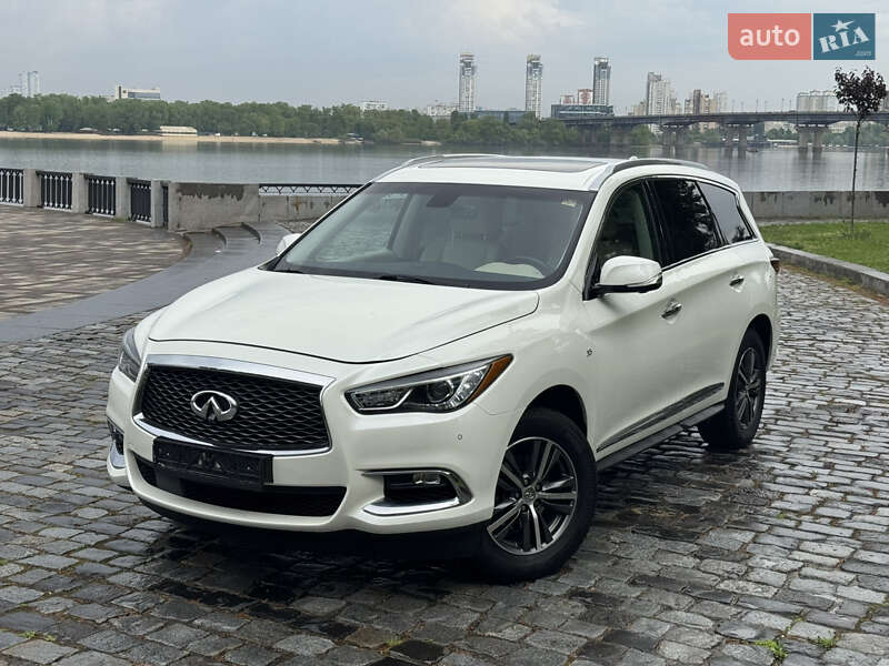 Внедорожник / Кроссовер Infiniti QX60 2018 в Киеве