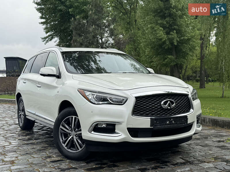 Внедорожник / Кроссовер Infiniti QX60 2018 в Киеве