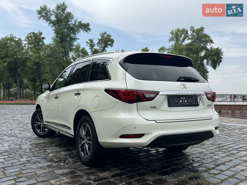 Внедорожник / Кроссовер Infiniti QX60 2018 в Киеве