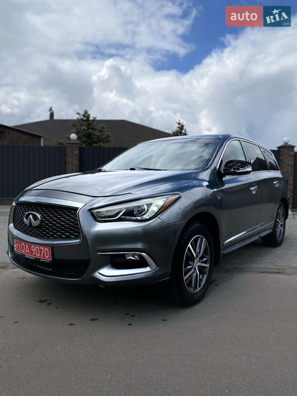 Позашляховик / Кросовер Infiniti QX60 2017 в 