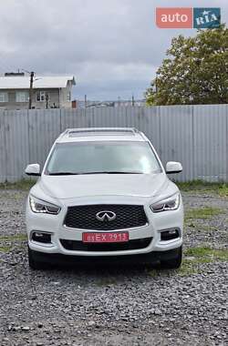 Внедорожник / Кроссовер Infiniti QX60 2016 в 