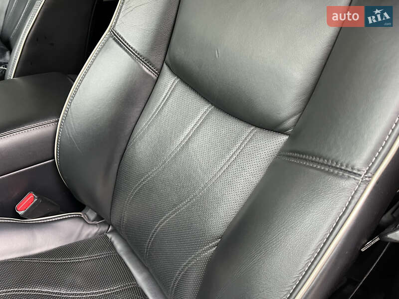 Внедорожник / Кроссовер Infiniti QX60 2017 в Хмельницком