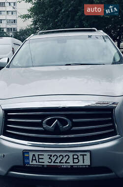 Позашляховик / Кросовер Infiniti QX60 2015 в Києві