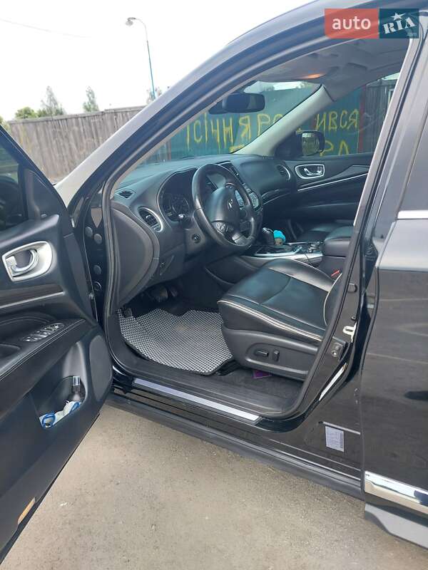 Внедорожник / Кроссовер Infiniti QX60 2019 в Романове