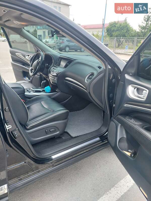 Внедорожник / Кроссовер Infiniti QX60 2019 в Романове
