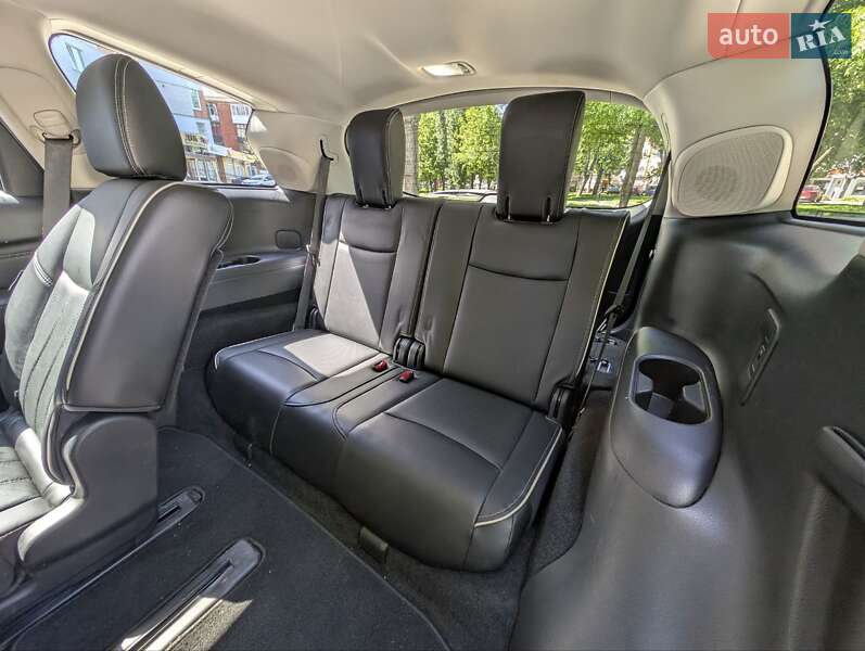 Внедорожник / Кроссовер Infiniti QX60 2018 в Киеве фото 17 Внедорожник / Кроссовер Infiniti QX60 2018 в Киеве