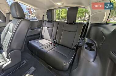 Внедорожник / Кроссовер Infiniti QX60 2018 в 