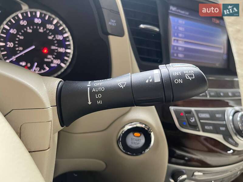 Позашляховик / Кросовер Infiniti QX60 2014 в Києві