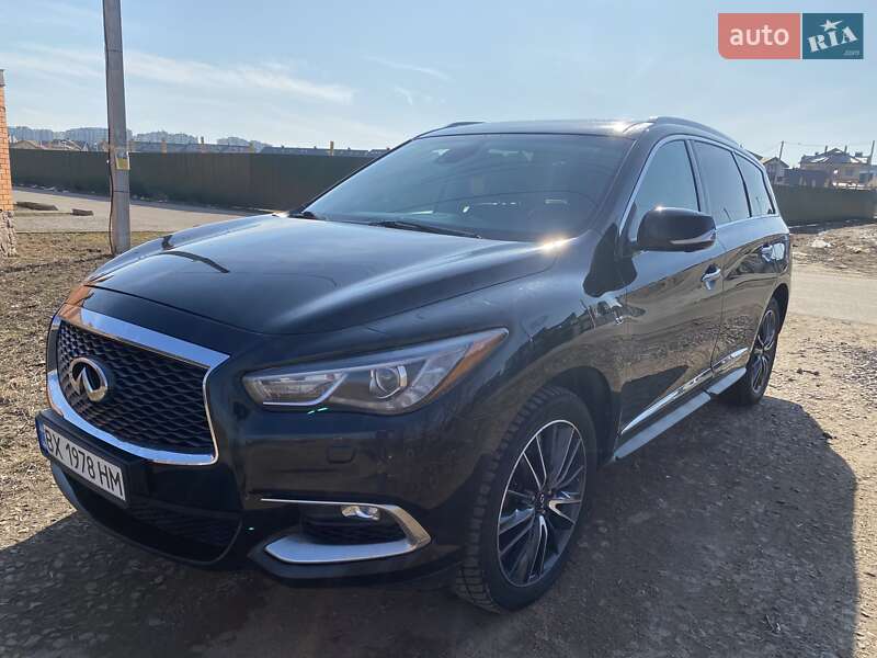 Внедорожник / Кроссовер Infiniti QX60 2018 в Софиевской Борщаговке
