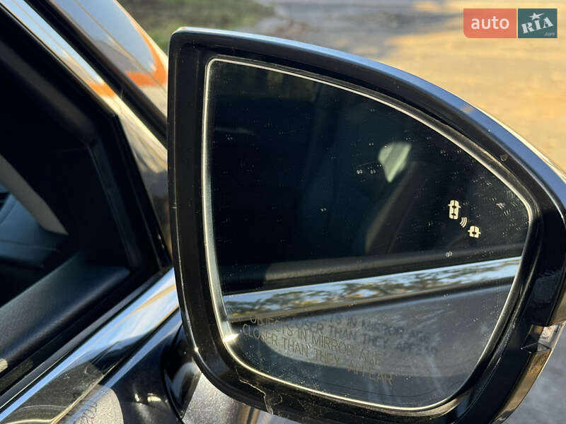 Внедорожник / Кроссовер Infiniti QX60 2022 в Киеве