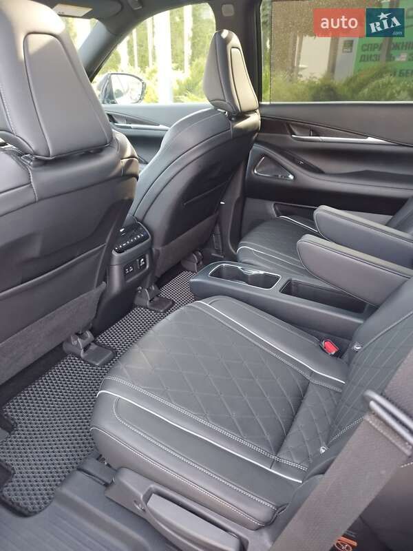 Внедорожник / Кроссовер Infiniti QX60 2022 в Киеве