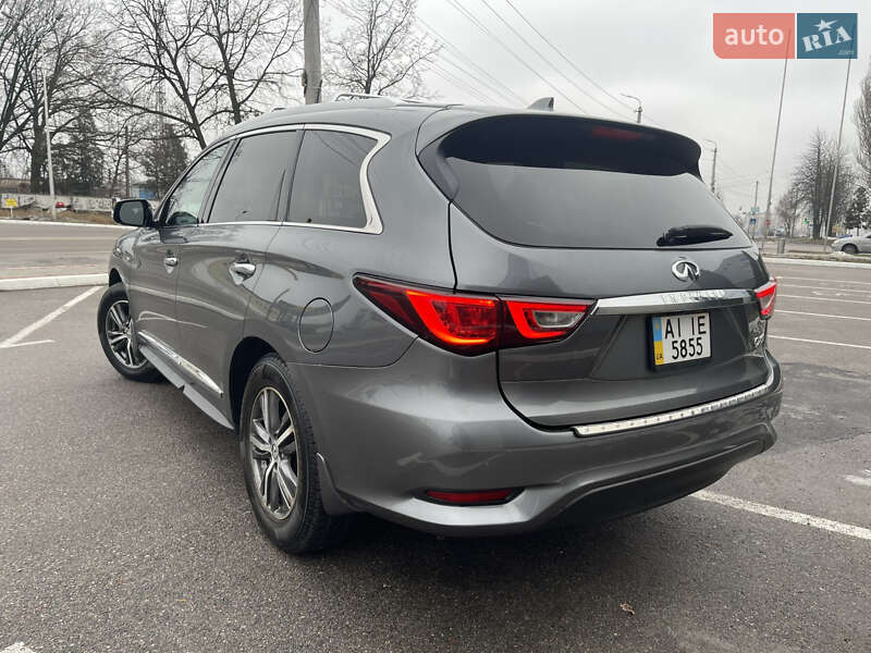 Внедорожник / Кроссовер Infiniti QX60 2016 в Белой Церкви