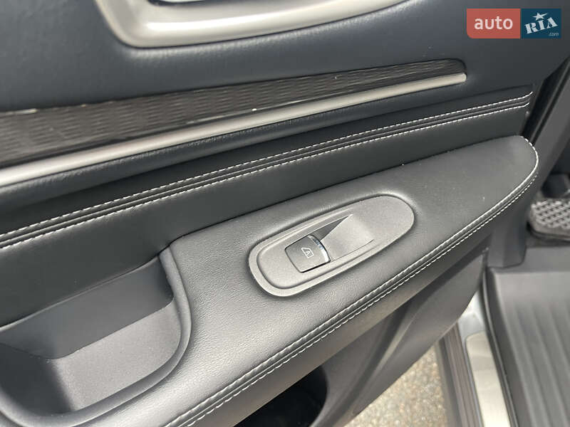 Внедорожник / Кроссовер Infiniti QX60 2016 в Белой Церкви