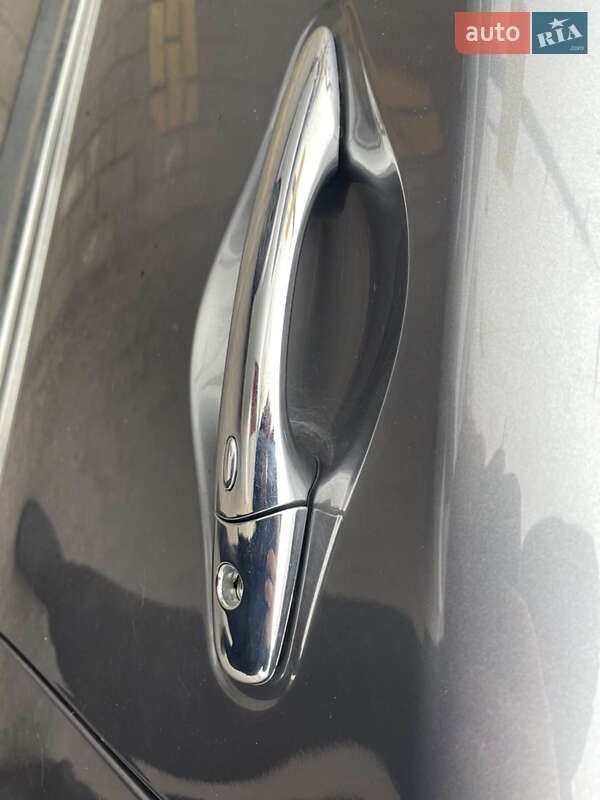 Внедорожник / Кроссовер Infiniti QX60 2016 в Белой Церкви