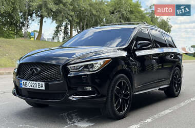 Внедорожник / Кроссовер Infiniti QX60 2016 в 