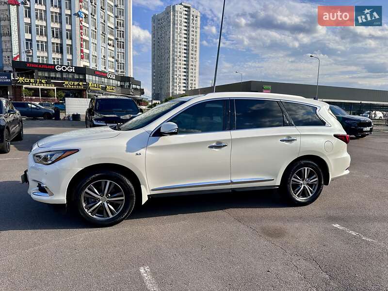 Позашляховик / Кросовер Infiniti QX60 2019 в Києві