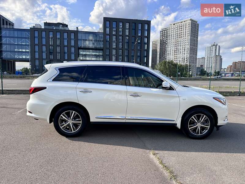 Позашляховик / Кросовер Infiniti QX60 2019 в Києві