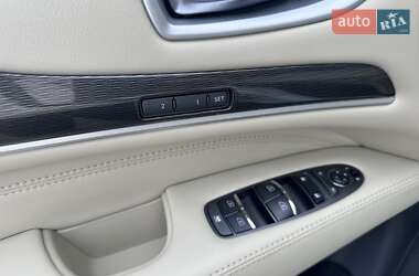 Внедорожник / Кроссовер Infiniti QX60 2019 в 