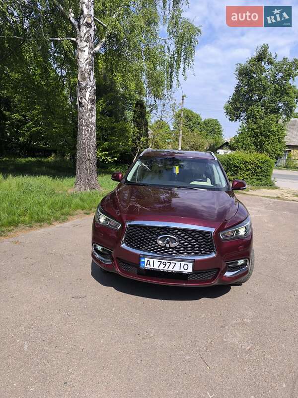 Внедорожник / Кроссовер Infiniti QX60 2019 в Сквире