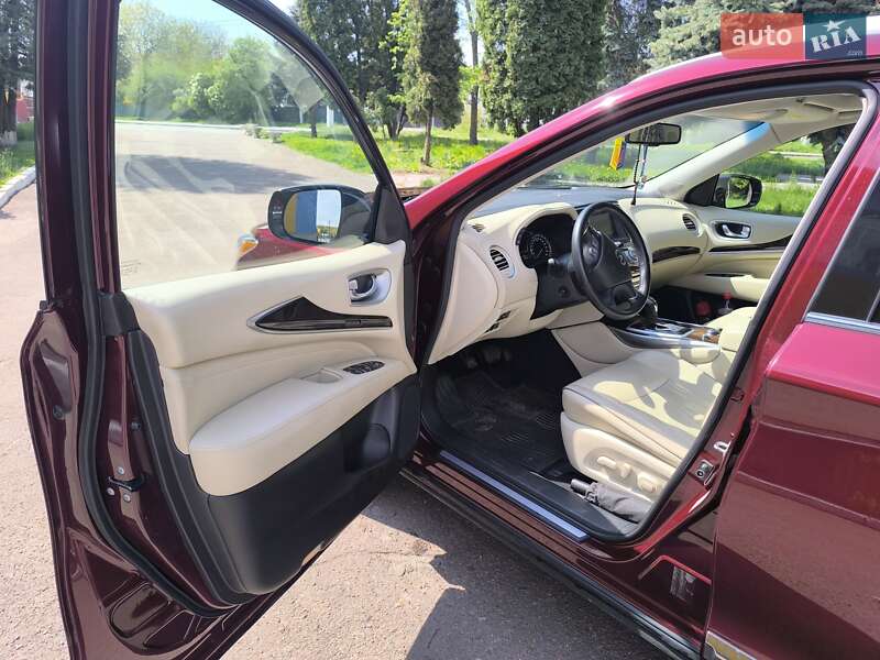 Внедорожник / Кроссовер Infiniti QX60 2019 в Сквире