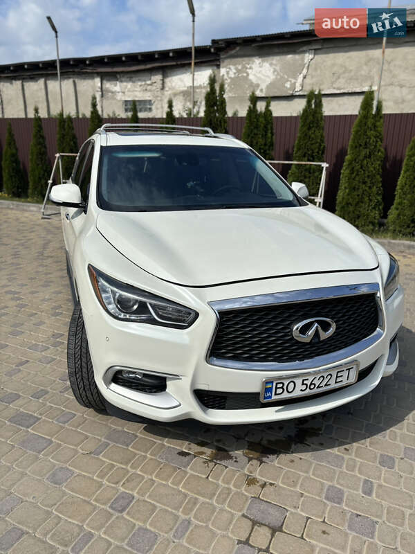 Внедорожник / Кроссовер Infiniti QX60 2017 в Тернополе