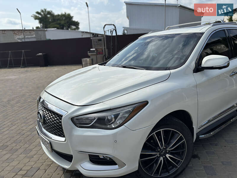 Внедорожник / Кроссовер Infiniti QX60 2017 в Тернополе