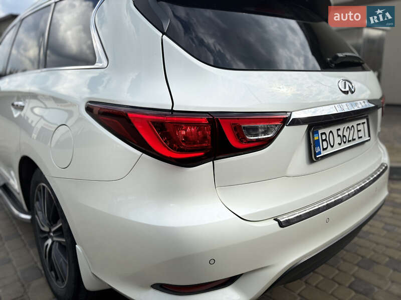 Внедорожник / Кроссовер Infiniti QX60 2017 в Тернополе