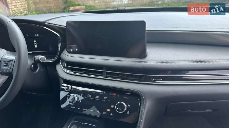 Внедорожник / Кроссовер Infiniti QX60 2024 в Киеве