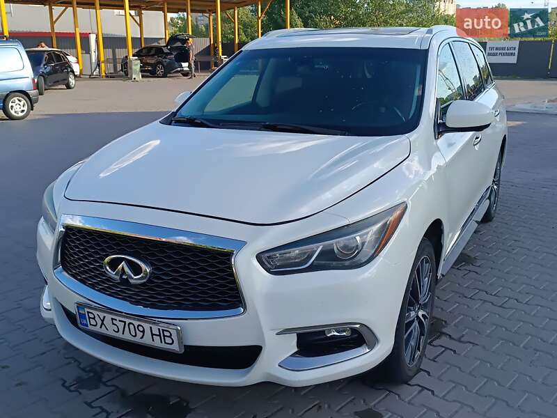Позашляховик / Кросовер Infiniti QX60 2015 в Хмельницькому