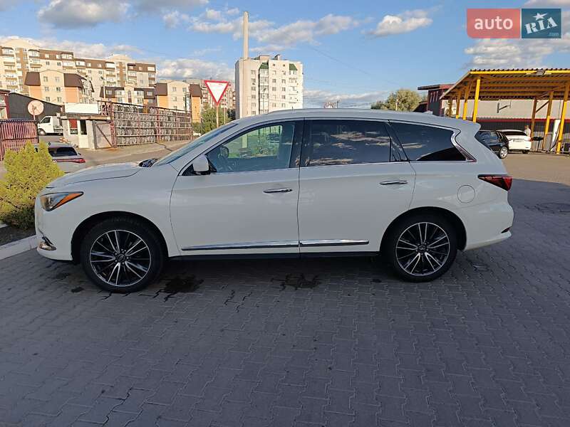 Позашляховик / Кросовер Infiniti QX60 2015 в Хмельницькому