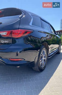 Позашляховик / Кросовер Infiniti QX60 2016 в 