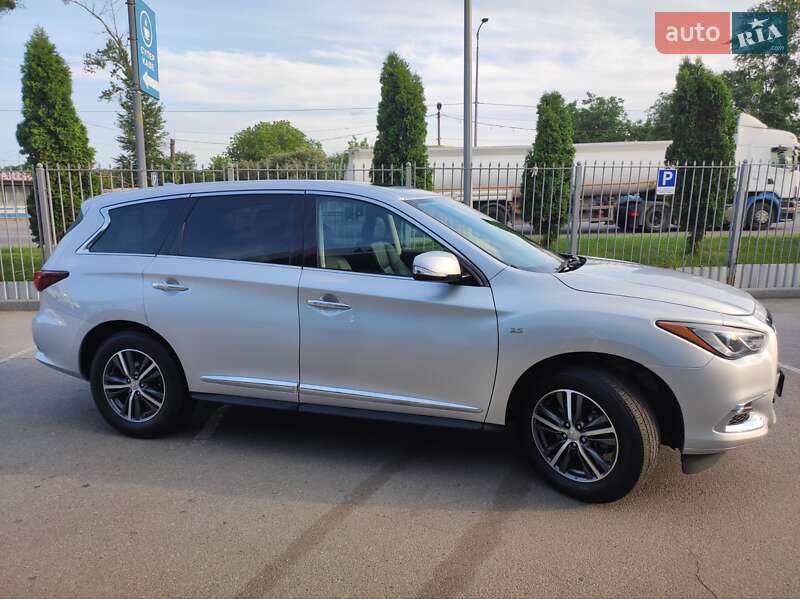 Внедорожник / Кроссовер Infiniti QX60 2018 в Полтаве