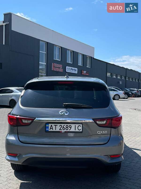 Внедорожник / Кроссовер Infiniti QX60 2019 в Стрые