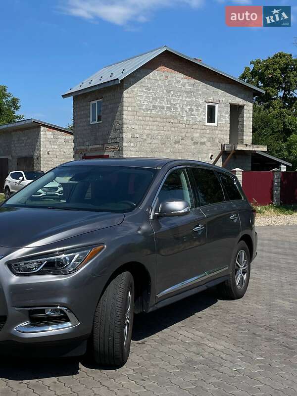 Внедорожник / Кроссовер Infiniti QX60 2019 в Стрые