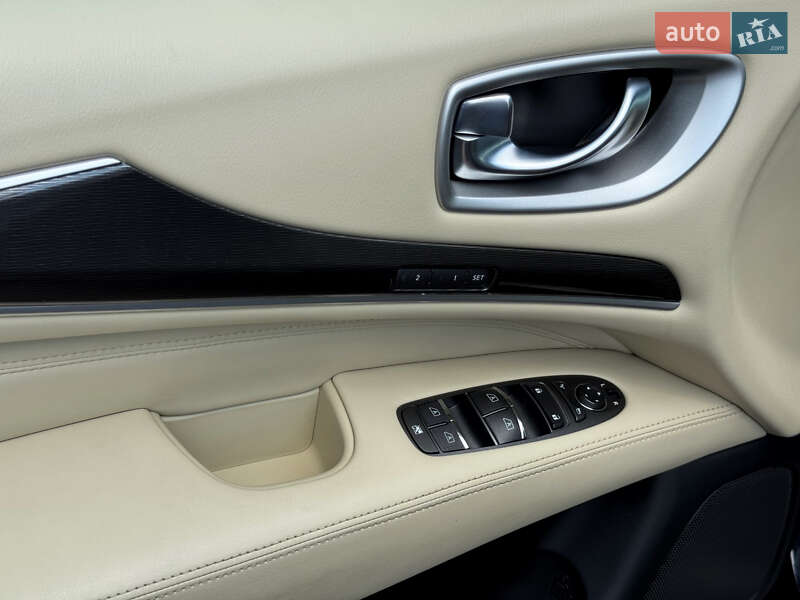 Внедорожник / Кроссовер Infiniti QX60 2020 в Киеве