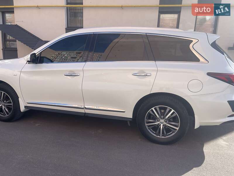 Внедорожник / Кроссовер Infiniti QX60 2017 в Василькове фото 2 Внедорожник / Кроссовер Infiniti QX60 2017 в Василькове