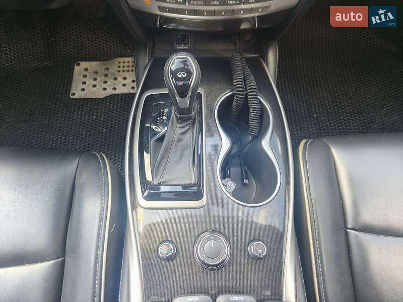 Внедорожник / Кроссовер Infiniti QX60 2019 в Киеве