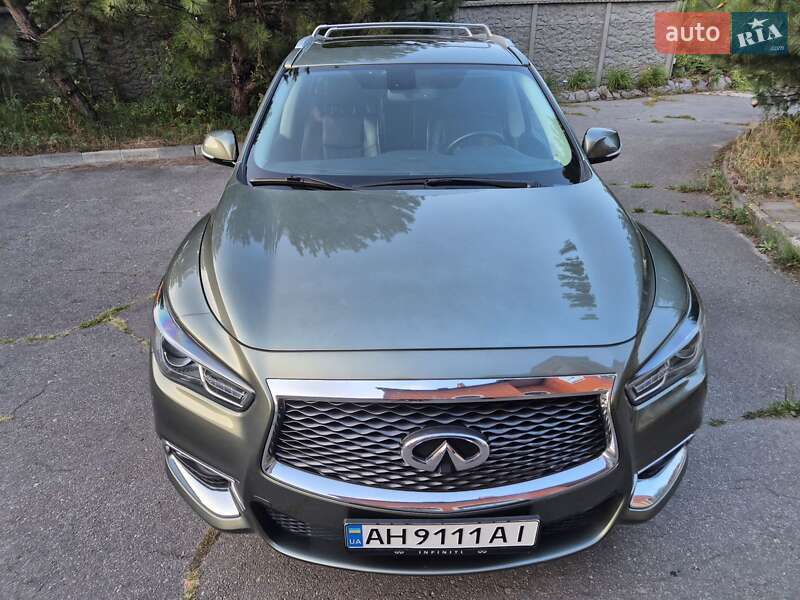 Внедорожник / Кроссовер Infiniti QX60 2017 в Каменском