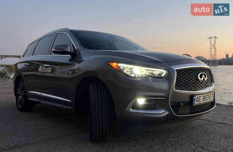 Внедорожник / Кроссовер Infiniti QX60 2016 в Днепре фото 3 Внедорожник / Кроссовер Infiniti QX60 2016 в Днепре