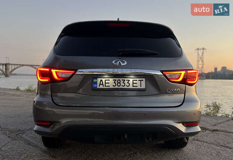 Внедорожник / Кроссовер Infiniti QX60 2016 в Днепре фото 8 Внедорожник / Кроссовер Infiniti QX60 2016 в Днепре