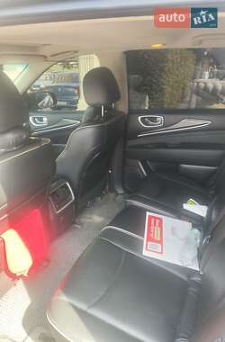 Купе Infiniti QX60 2018 в Ирпене