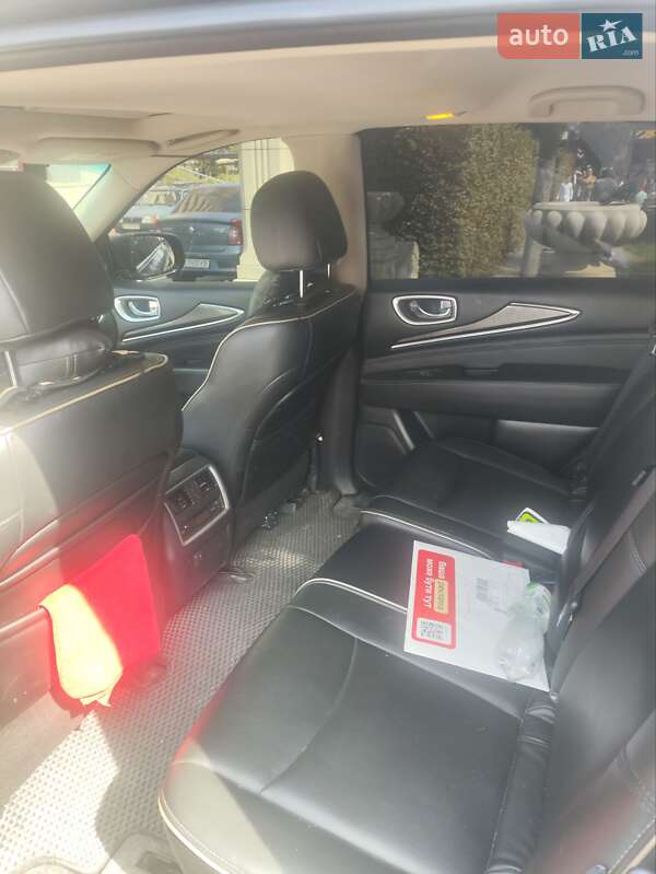 Купе Infiniti QX60 2018 в Ирпене