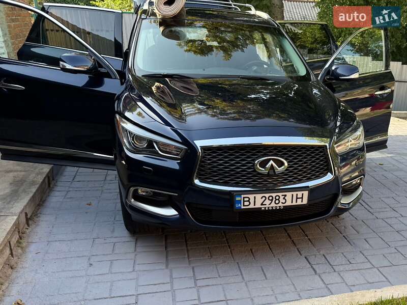 Внедорожник / Кроссовер Infiniti QX60 2017 в Полтаве