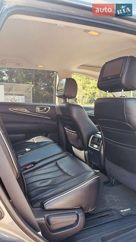 Внедорожник / Кроссовер Infiniti QX60 2017 в Чернигове