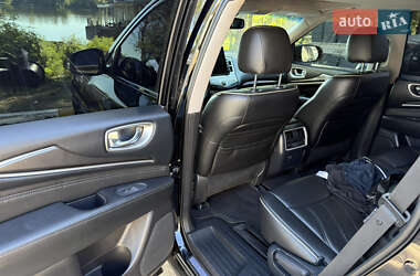 Внедорожник / Кроссовер Infiniti QX60 2018 в 
