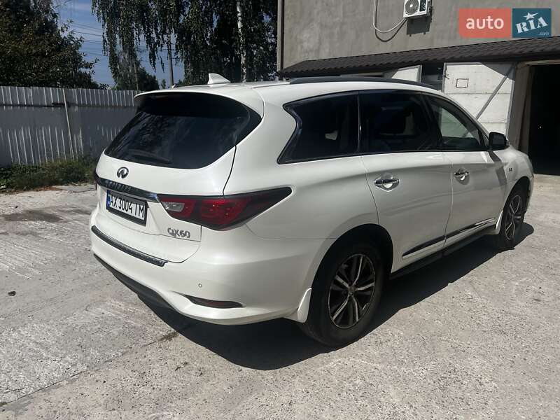 Внедорожник / Кроссовер Infiniti QX60 2017 в Харькове