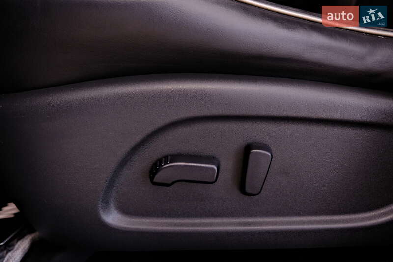 Позашляховик / Кросовер Infiniti QX60 2016 в Одесі фото 39 Позашляховик / Кросовер Infiniti QX60 2016 в Одесі